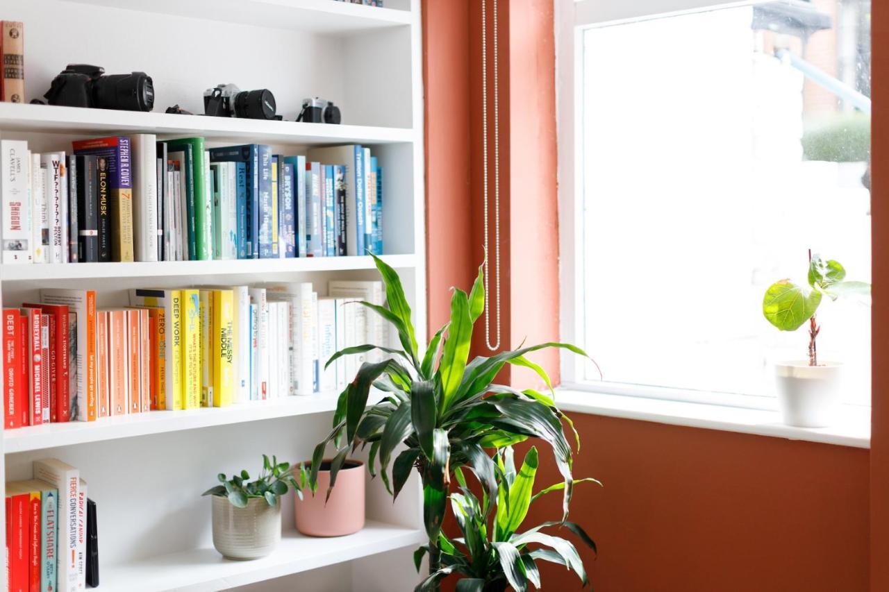 Colourful, 1-Bedroom Victorian Flat With Garden London Exterior photo